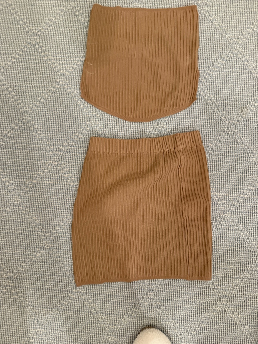 Ribbed Strapless Bandeau Top in Caramel